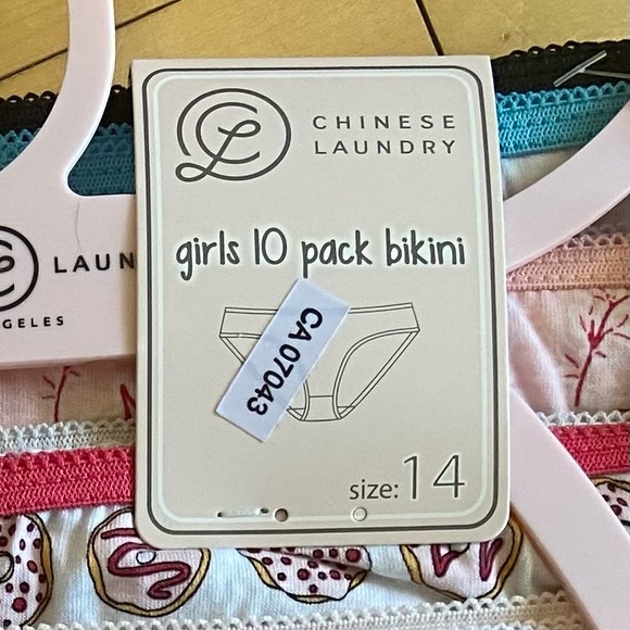10 pack Girls underwear size 14 Chinese laundry NWT - Picture 2 of 2
